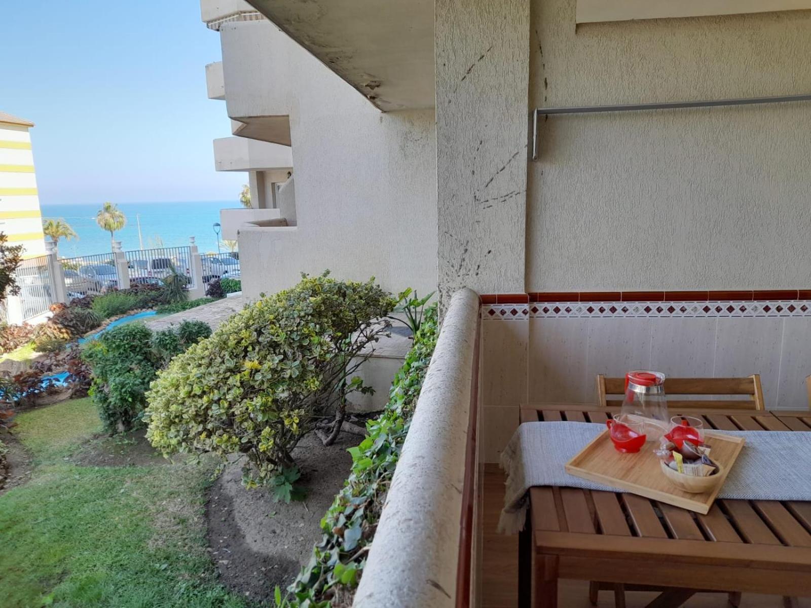 Benalbeach R&R Suite Бенальмадена Экстерьер фото